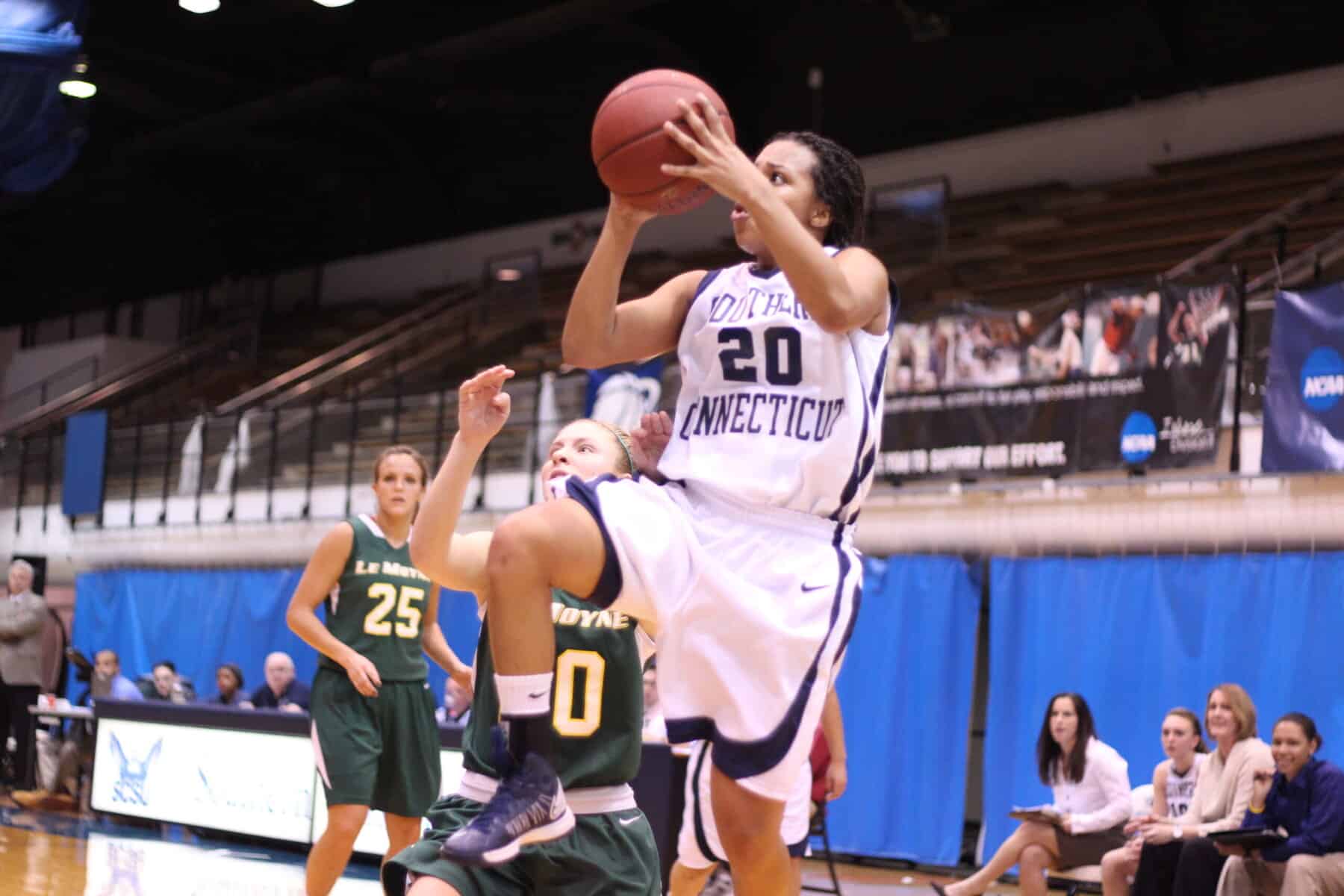 PHOTO COURTESY | Mark TiborMariah Hankton averages 12 points in 2012.