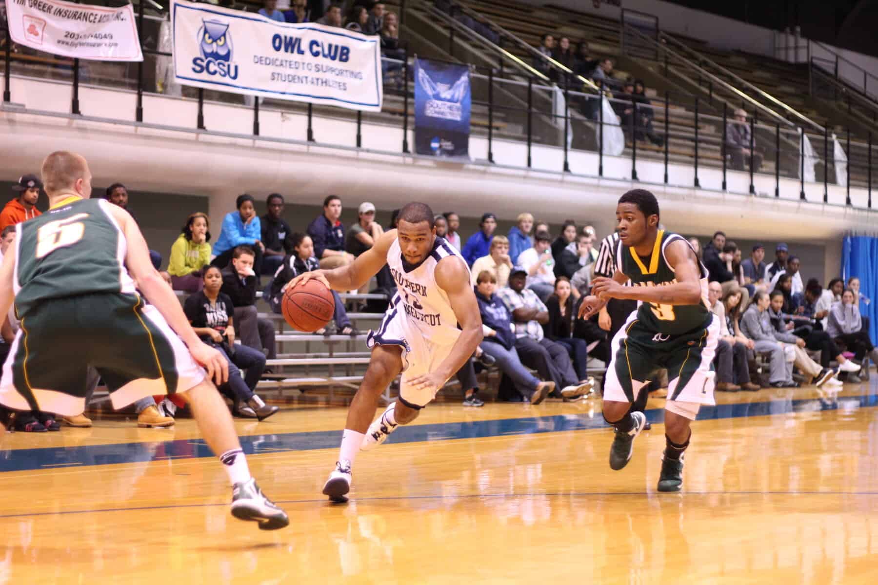 PHOTO COURTESY | MARK TIBORGreg Langston driving to the hoop.