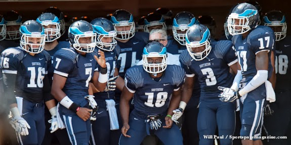Southern Connecticut Owls Team coming out of the tunnel.