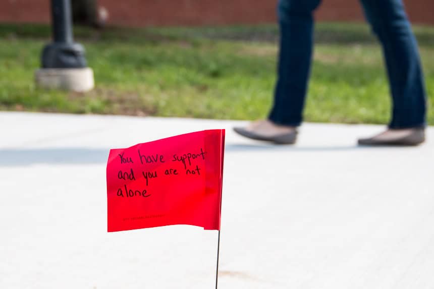 red flag-1